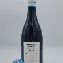 Lalu' - Barbera d'Alba - 2023 - back Lalu' - Barbera d'Alba prodotto nella borgata San Sebastiano di Monforte d'Alba in 2000 bottiglie, invecchiato in cemento e barrique.