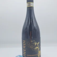 Minerdi - Barbaresco Serracapelli - 2022 Minerdi - Barbaresco Serracapelli prodotto nell'omonima vigna situata nella parte più alta di Neive, 950 bottiglie prodotte.