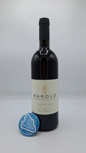 Tiziano Grasso – Barolo Briccolina prodotto nell'omonima vigna situata nel comune di Serralunga d'Alba nelle Langhe. 4000 bottiglie. Vino molto tannico.