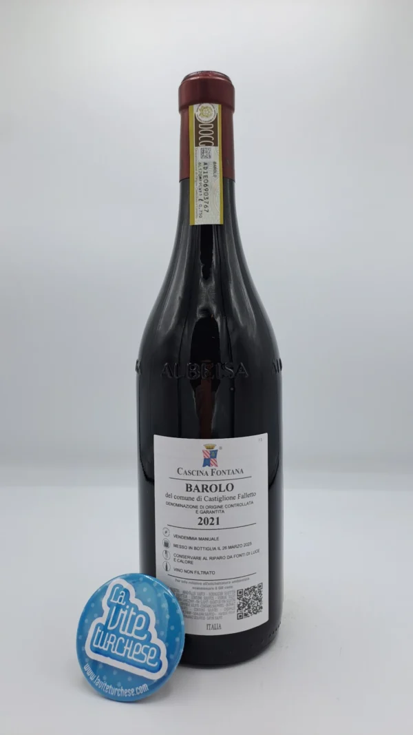 Cascina Fontana – Barolo dal Comune di Castiglione Falletto prodotto con le vigne Villero e Mariondino, vinificato tra vasca di cemento e botte grande.