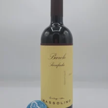 Massolino – Barolo Parafada prodotto nell'omonima vigna a Serralunga, vinificato per 30 mesi in grandi botti di rovere. 4000 bottiglie prodotte.