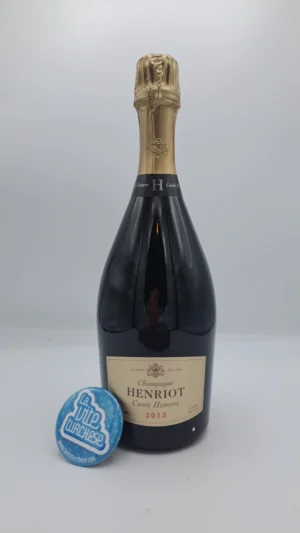 Henriot – Champagne Cuvée Hemera Grand Cru prodotto di gamma della cantina, usate solo vigne grand cru di Pinot Nero e chardonnay, invecchiato per 10 anni.