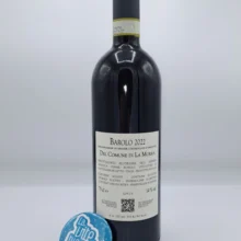 Cesare Bussolo - Barolo del Comune di La Morra produced in the Boiolo vineyard in La Morra, with low yields and only 4000 bottles produced.