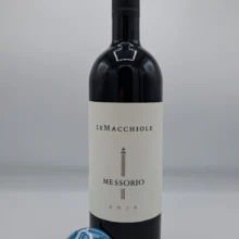 Le Macchiole - Messorio Toscana Igt prodotto con uva Merlot in purezza a Bolgheri, invecchiato per 18 mesi tra la botte piccola, botte grande e anfora.