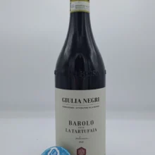 Giulia Negri – Barolo La Tartufaia – 2022 Giulia Negri – Barolo La Tartufaia prodotto con più vigne a La Morra tra cui Serradenari e Brunate, invecchiato per 24 mesi in botti grandi.