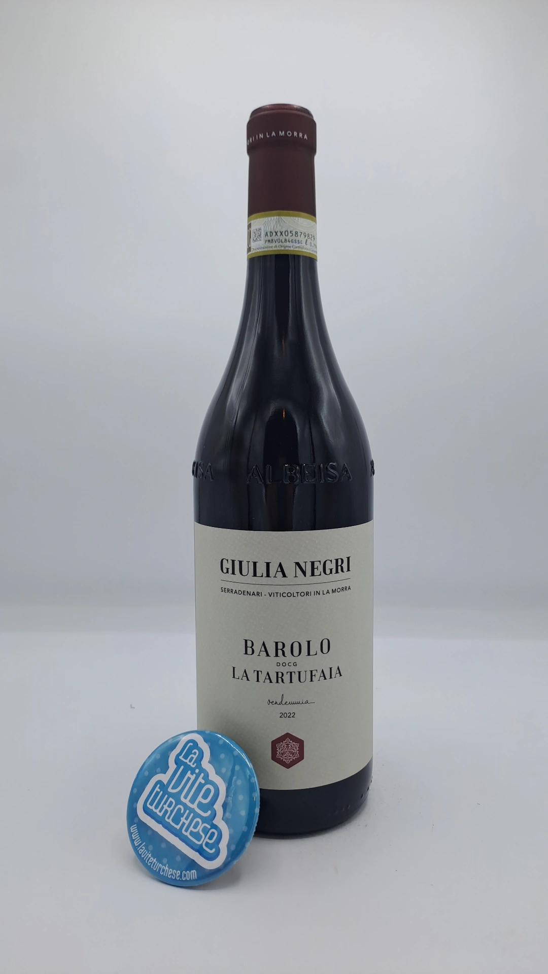 Giulia Negri – Barolo La Tartufaia – 2022 Giulia Negri – Barolo La Tartufaia prodotto con più vigne a La Morra tra cui Serradenari e Brunate, invecchiato per 24 mesi in botti grandi.