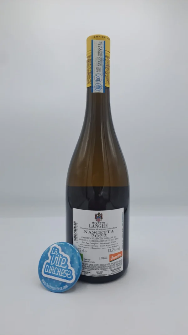 Rivetto - Langhe Nascetta Vigna Lirano produced in Serralunga, with vinification partly in amphora and in steel tanks. Aging in cement tanks.