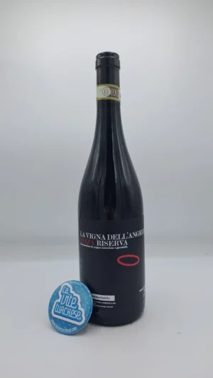 Cascina la Barbatella - Nizza Vigna dell'Angelo Riserva prodotta in sole 1000 bottiglie con piante di 95 anni, invecchiata per 30 mesi in tonneaux.