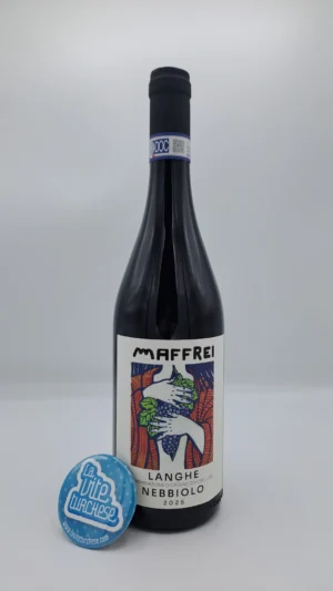 Maffrei - Langhe Nebbiolo prodotto con la vigna Serradenari nella parte più alta di La Morra, vinificato in vasche di acciaio e cemento.