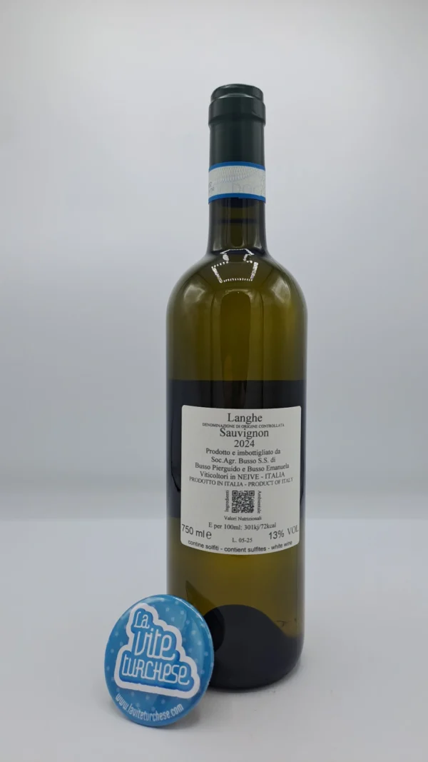 Piero Busso - Langhe Sauvignon produced in Neive, vinified with whole bunches, aged on the fine lees and then bottled.