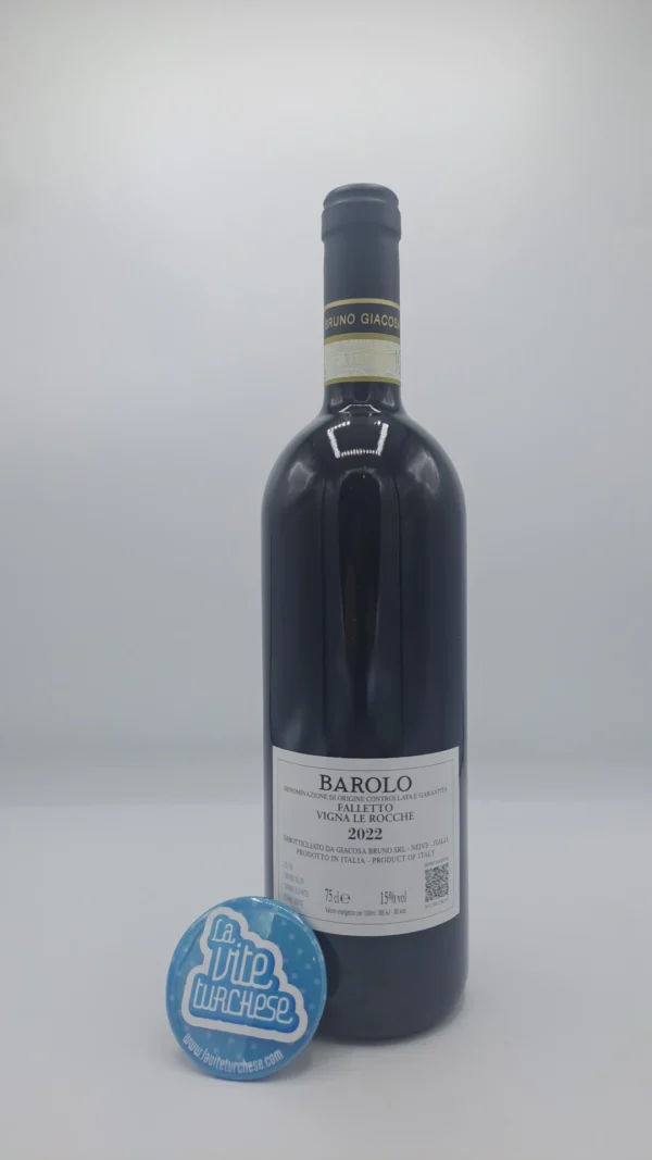 Bruno Giacosa - Barolo Falletto Vigna Le Rocche prodotto nella parte più alta dell'omonima vigna, interamente di proprietà della cantina.