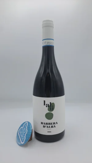 Lalu' - Barbera d'Alba produced in the San Sebastiano hamlet of Monforte d'Alba in 2000 bottles, aged in cement and barrique.